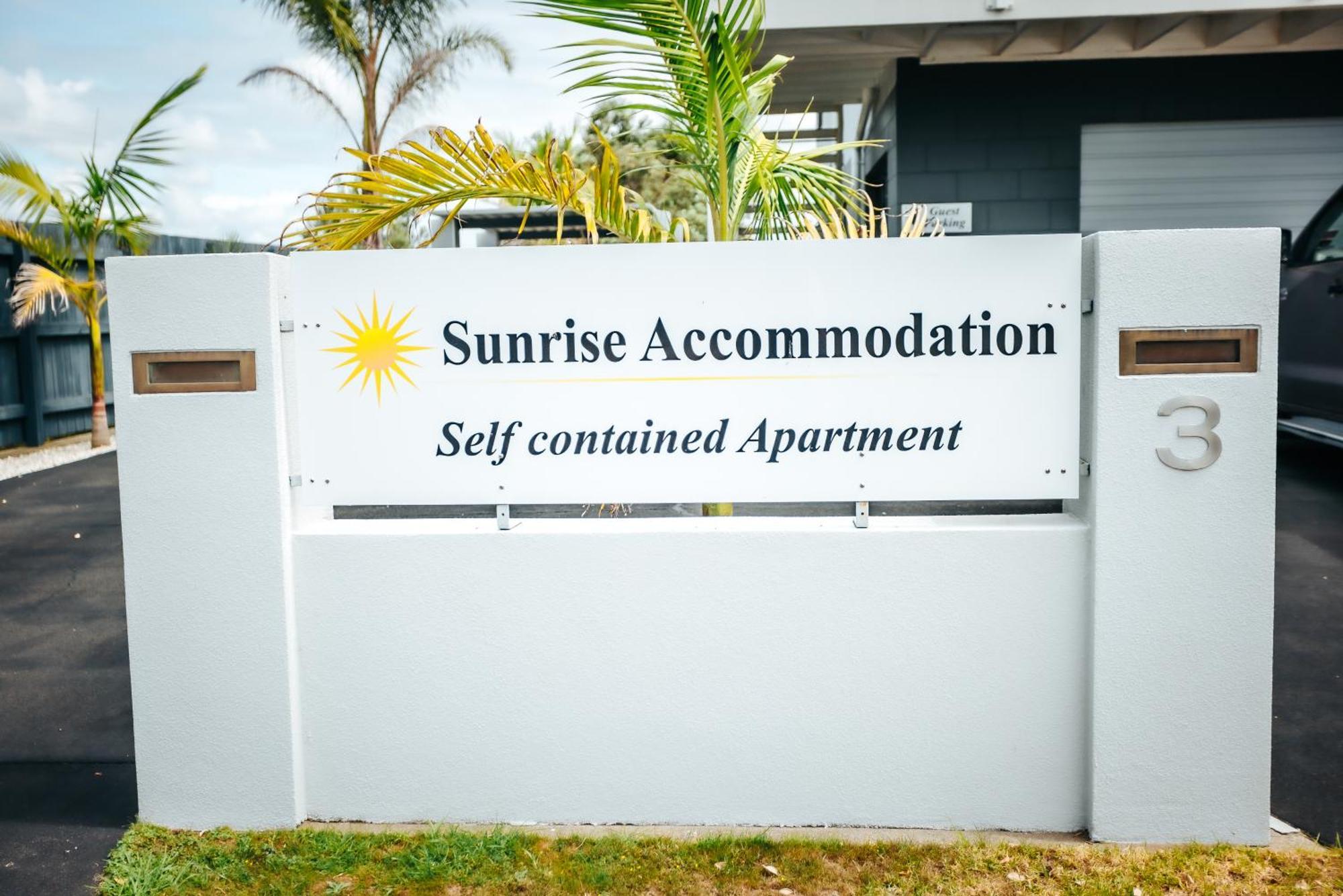 Sunrise Accommodation Whakatane Bagian luar foto