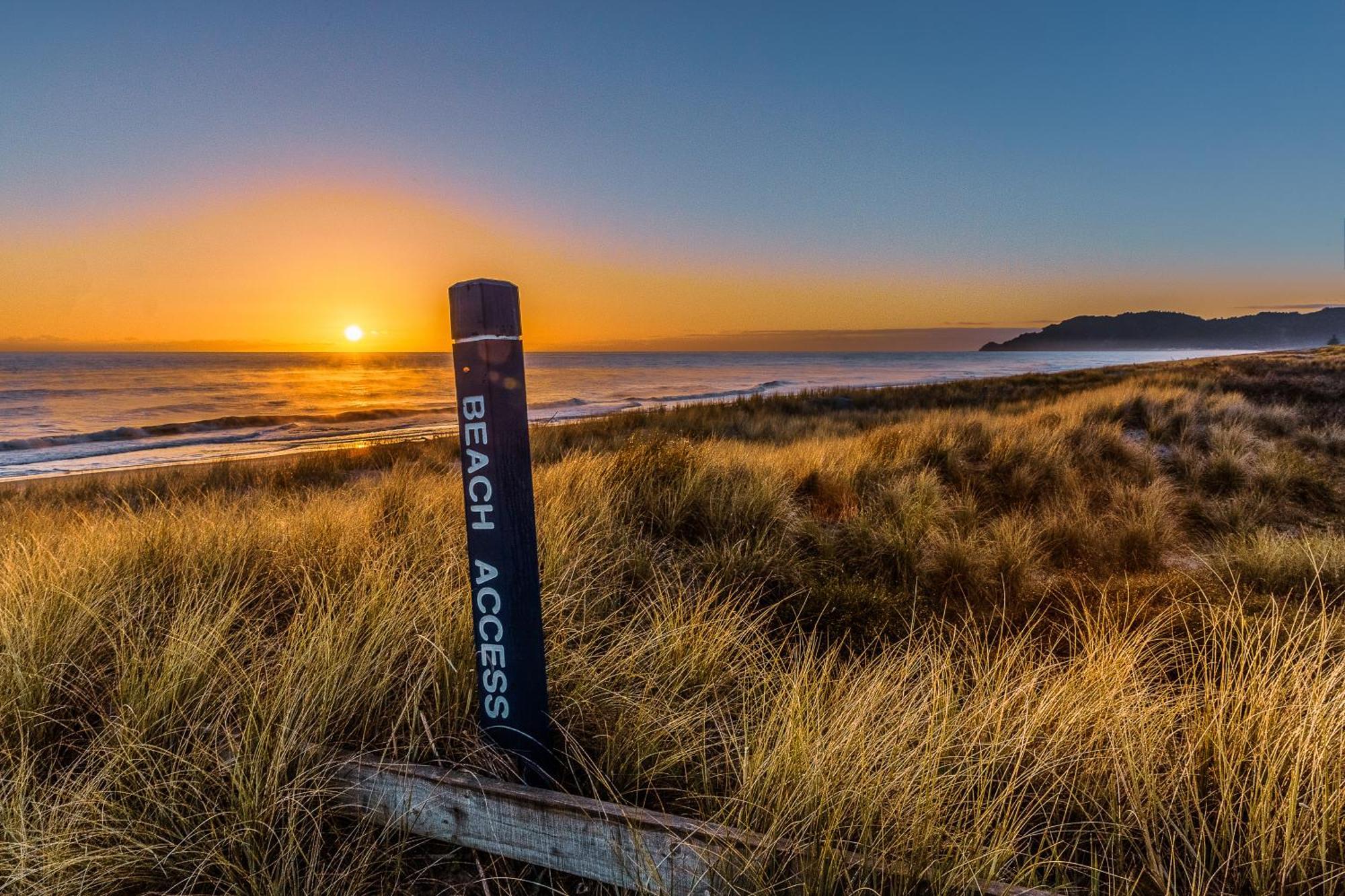 Sunrise Accommodation Whakatane Bagian luar foto